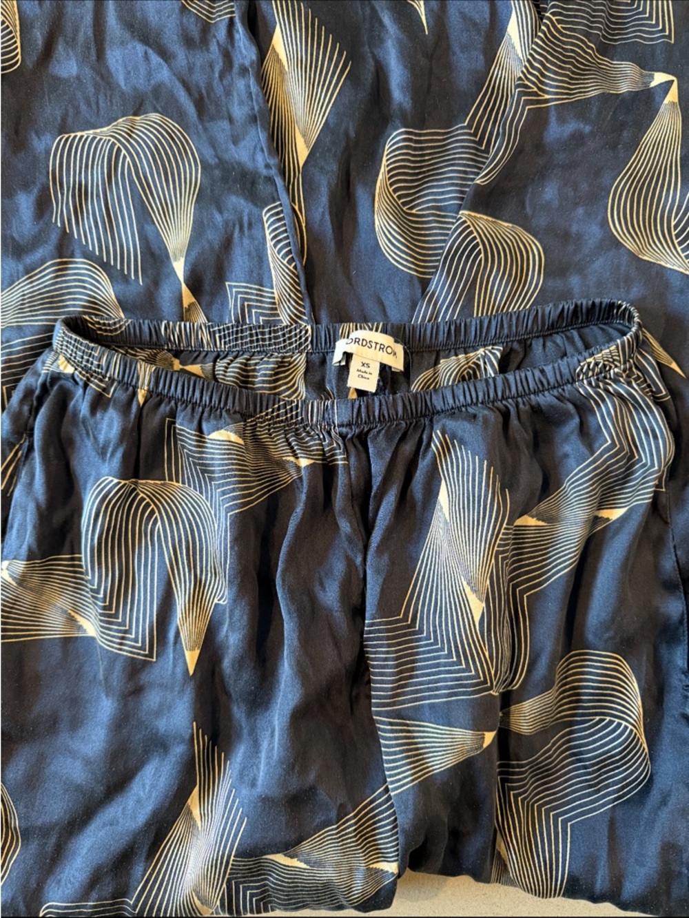 Nordstrom Tailored Stretch Silk Pajamas - Picture 7 of 9